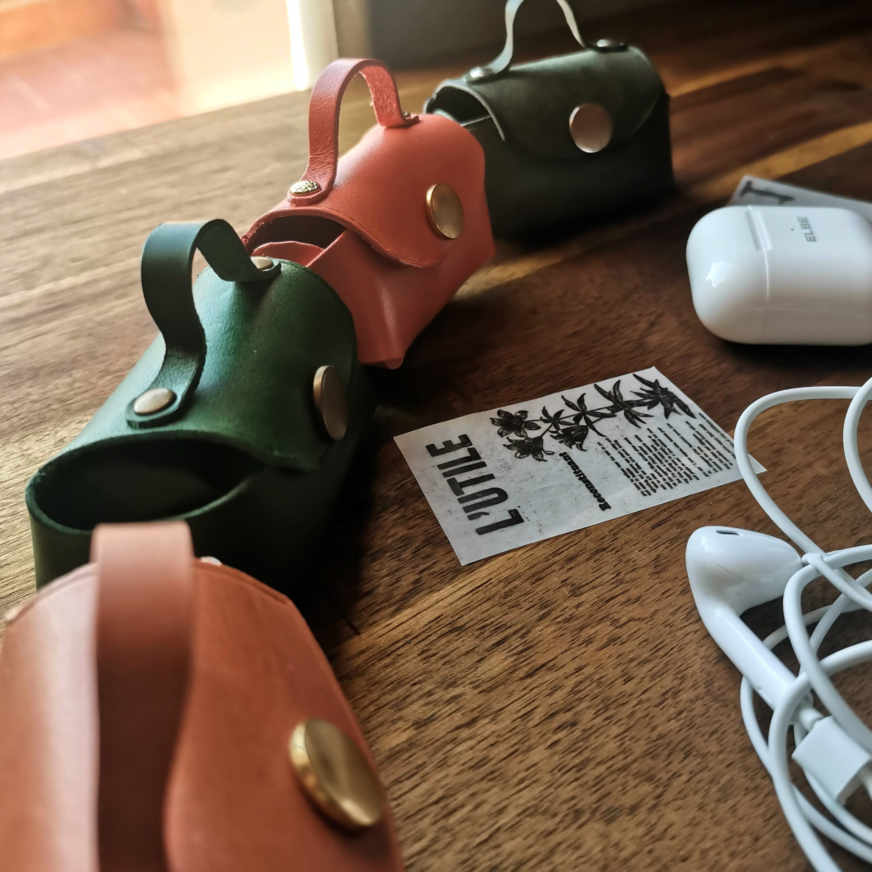 FUNDA AURICULARES