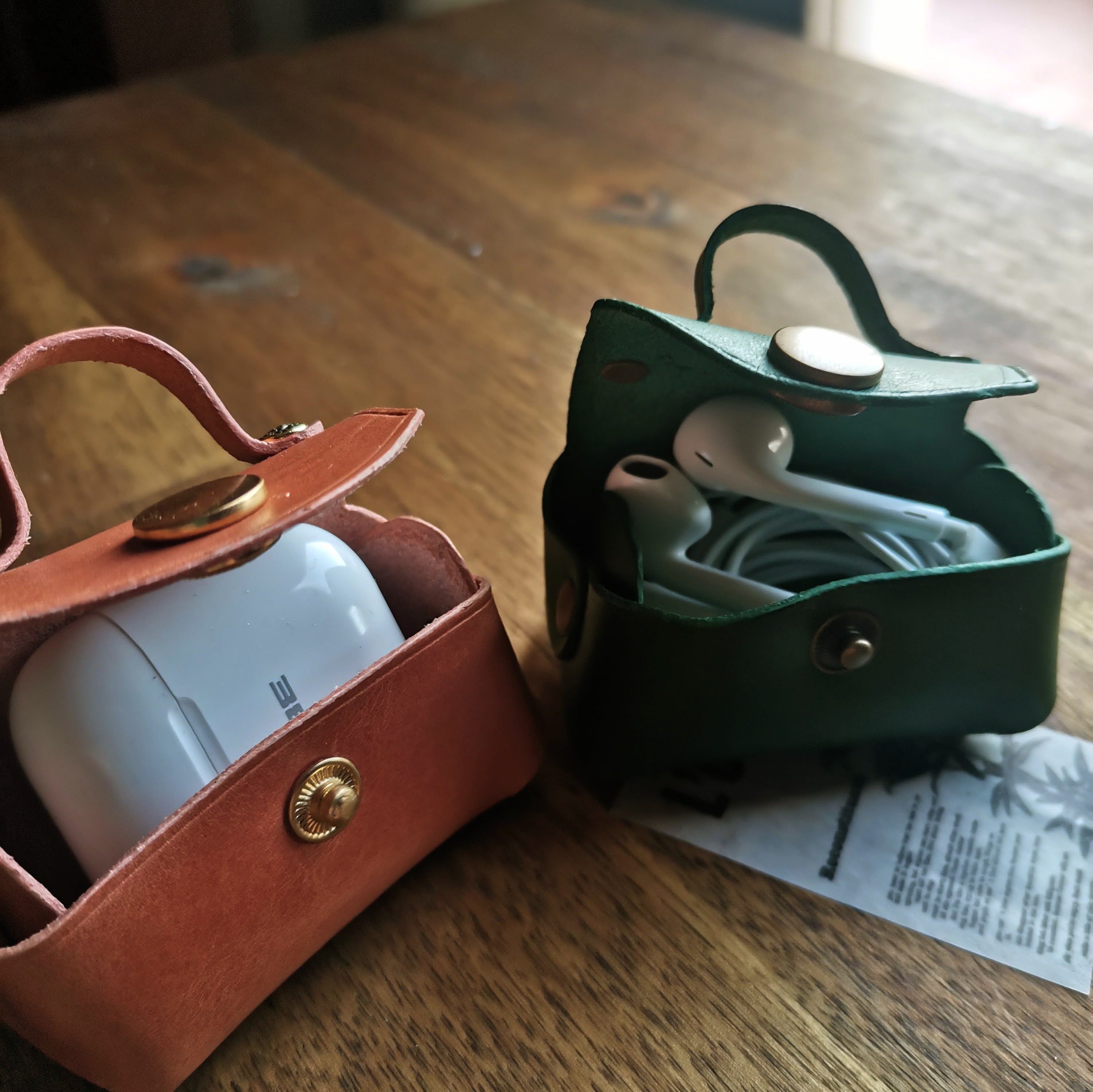 FUNDA AURICULARES