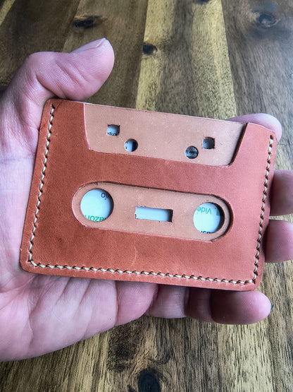 Tarjetero "para los que tenemos una edad"